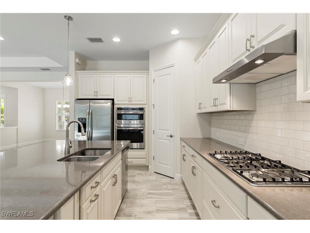 21539 Oaks Of Estero Circle Estero FL 33928 225061814 image17