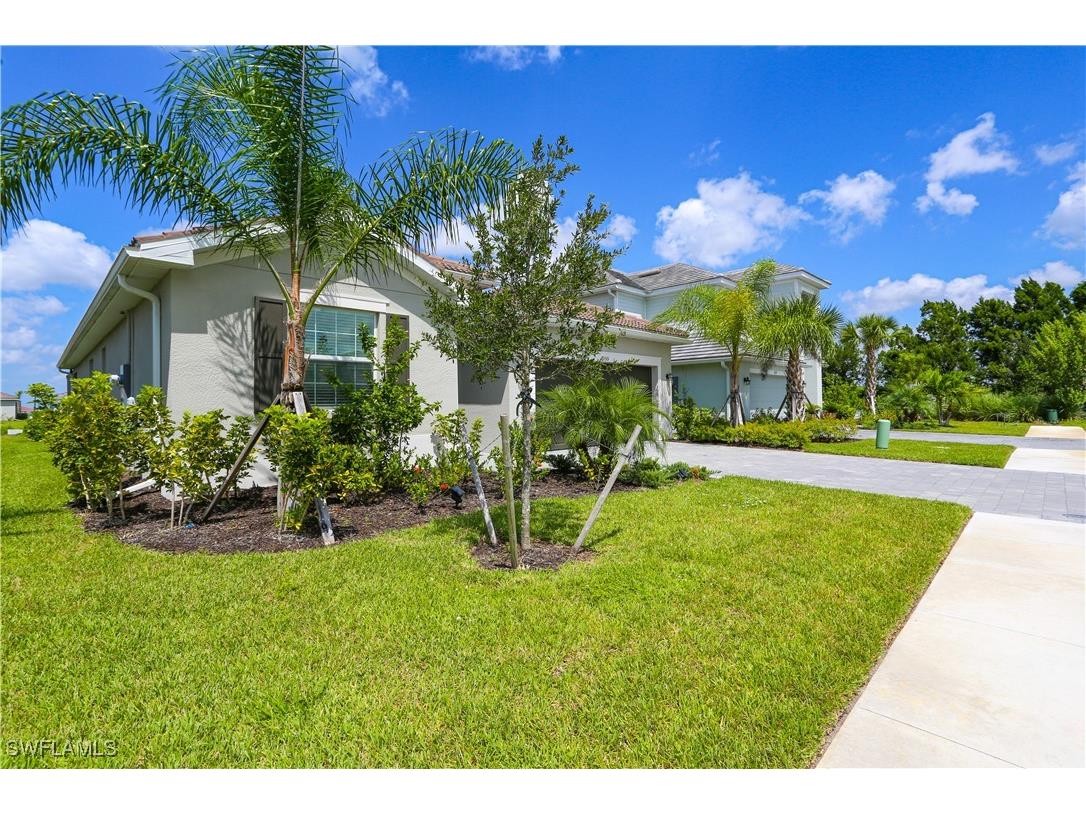2155 Hamlin Street Naples FL 34120 225068624 image5