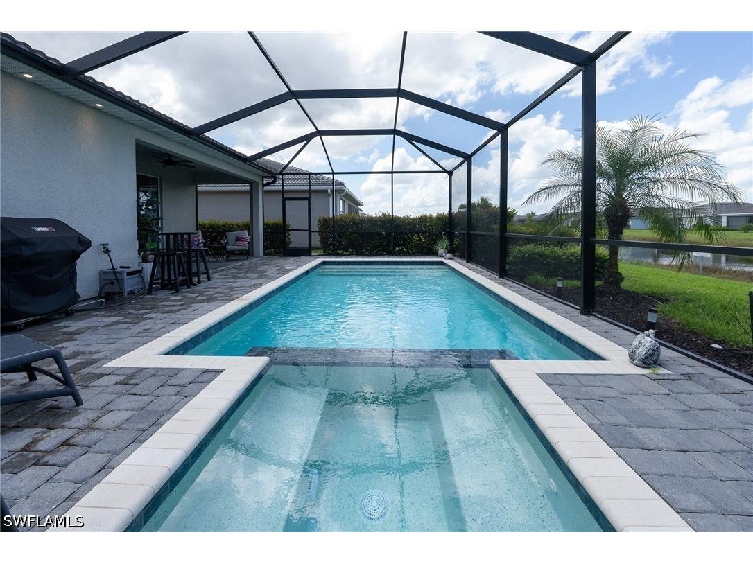 2155 Hamlin Street Naples FL 34120 226014210 image1