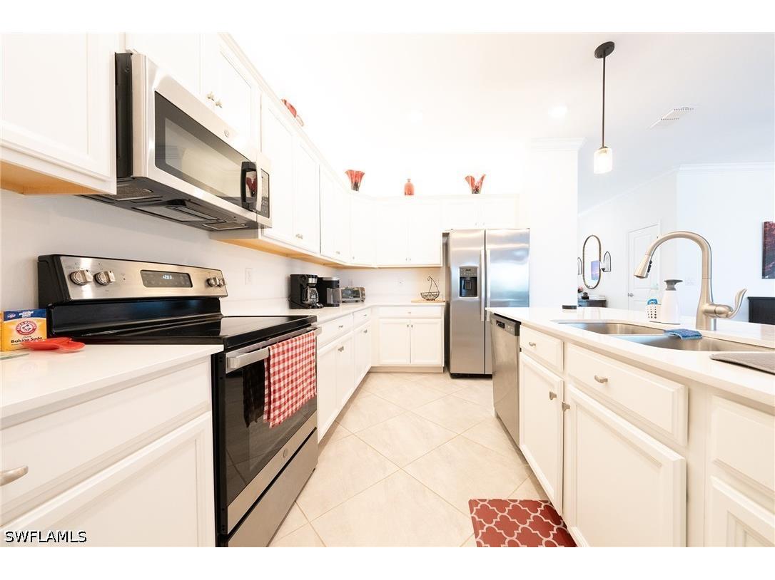 2155 Hamlin Street Naples FL 34120 226014210 image3