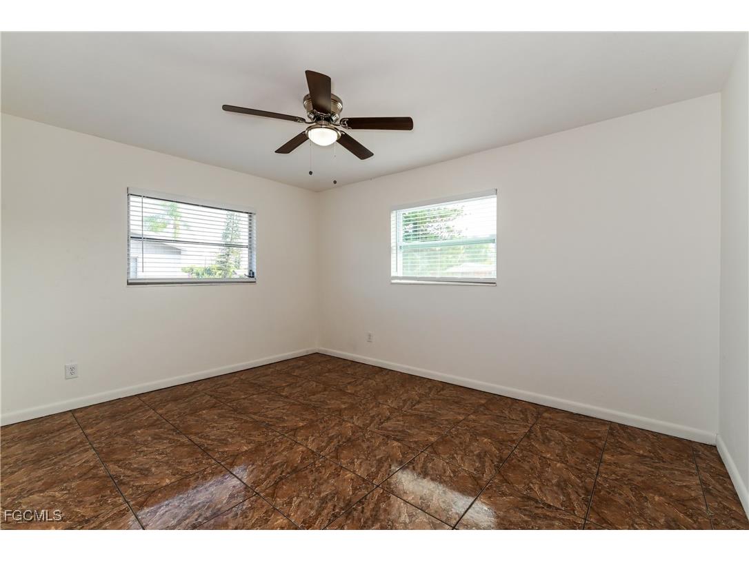 2155 Tropic Avenue Fort Myers FL 33905 2025009925 image11