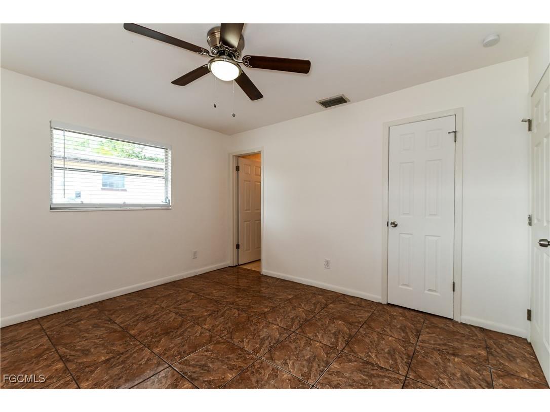 2155 Tropic Avenue Fort Myers FL 33905 2025009925 image9