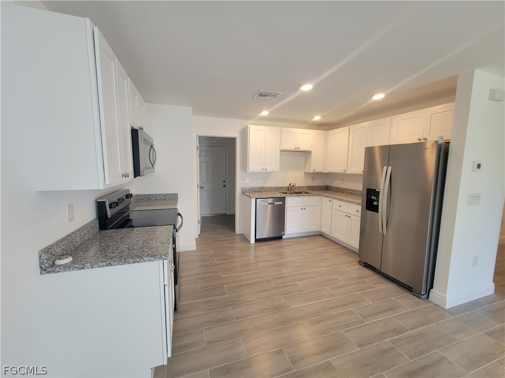 2156 Edison Avenue Fort Myers FL 33901 2026011208 image16