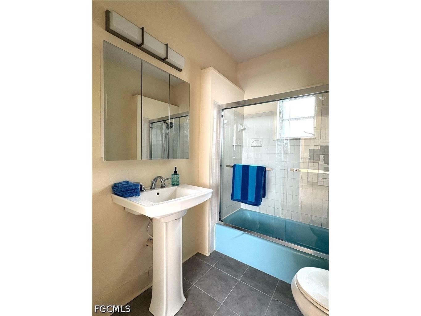 2156 Victoria Avenue Fort Myers FL 33901 2026024311 image16