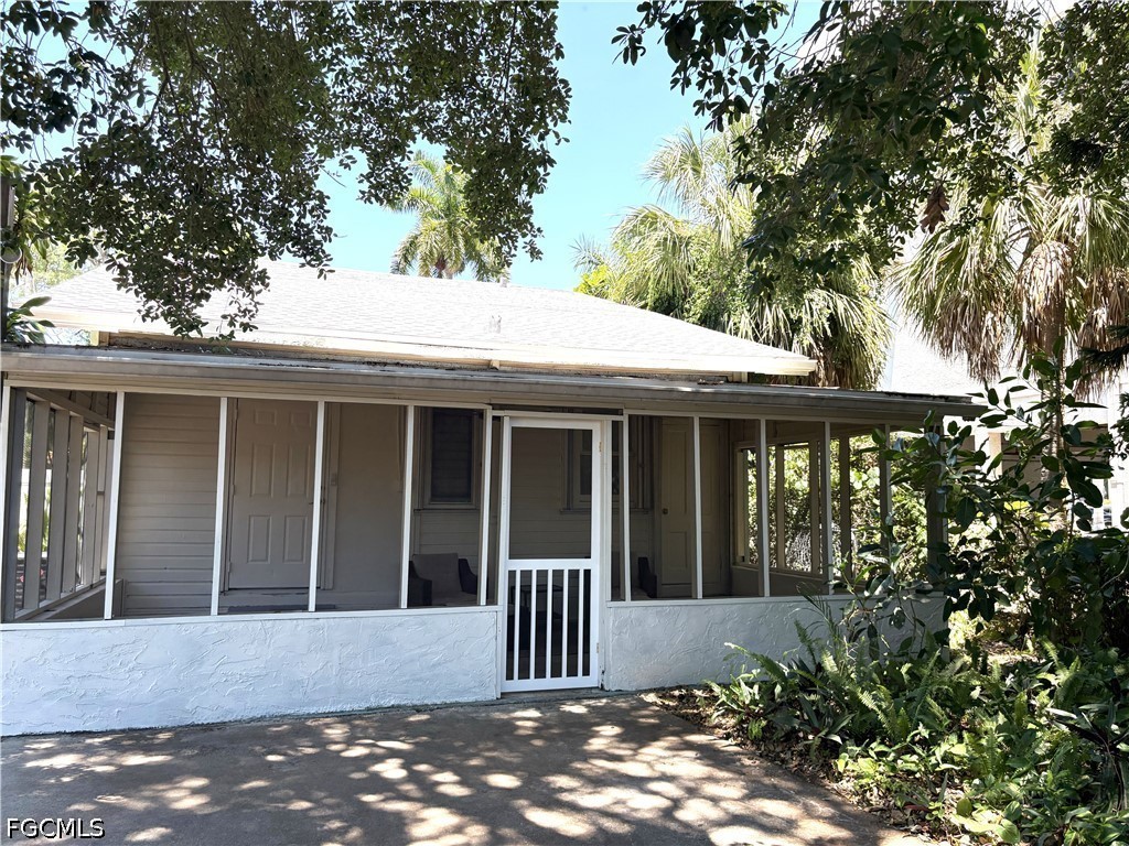 2156 Victoria Avenue Fort Myers FL 33901 2026024311 image19
