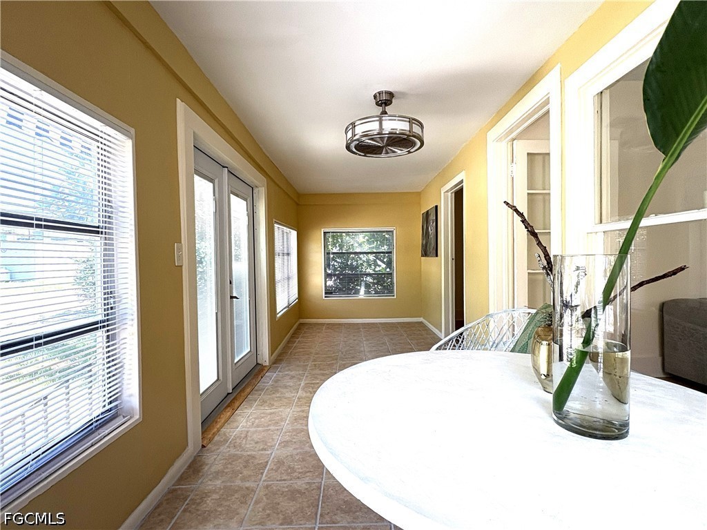 2156 Victoria Avenue Fort Myers FL 33901 2026024311 image2