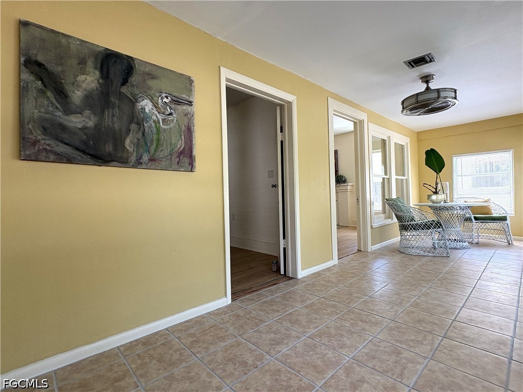 2156 Victoria Avenue Fort Myers FL 33901 2026024311 image4
