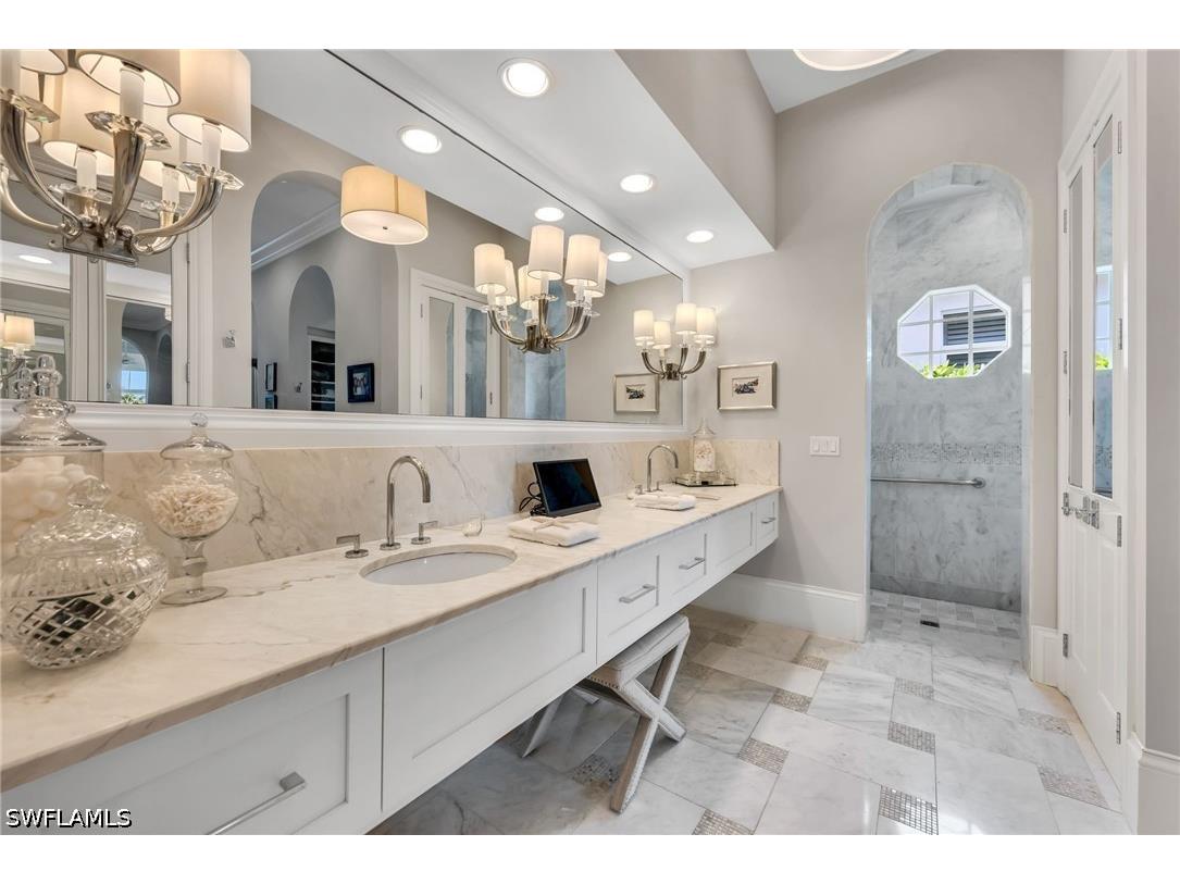 2157 Asti Court Naples FL 34105 226013420 image16