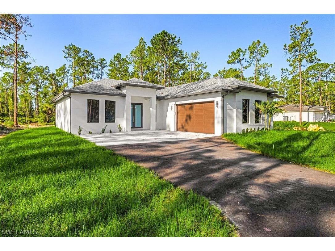 2158 Desoto Boulevard S Naples FL 34117 226007202 image1