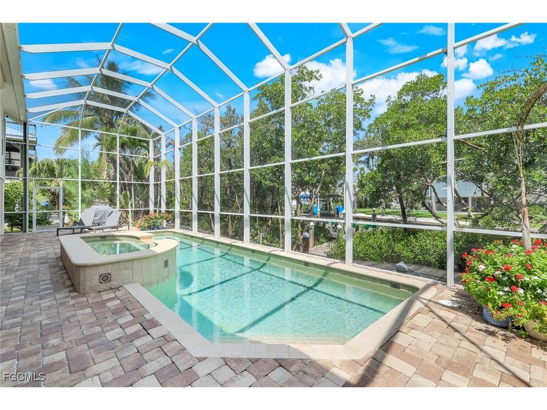 21580 Indian Bayou Drive #582 Fort Myers Beach FL 33931 2025002422 image27