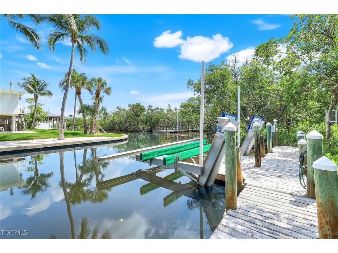 21580 Indian Bayou Drive #582 Fort Myers Beach FL 33931 2025002422 image32