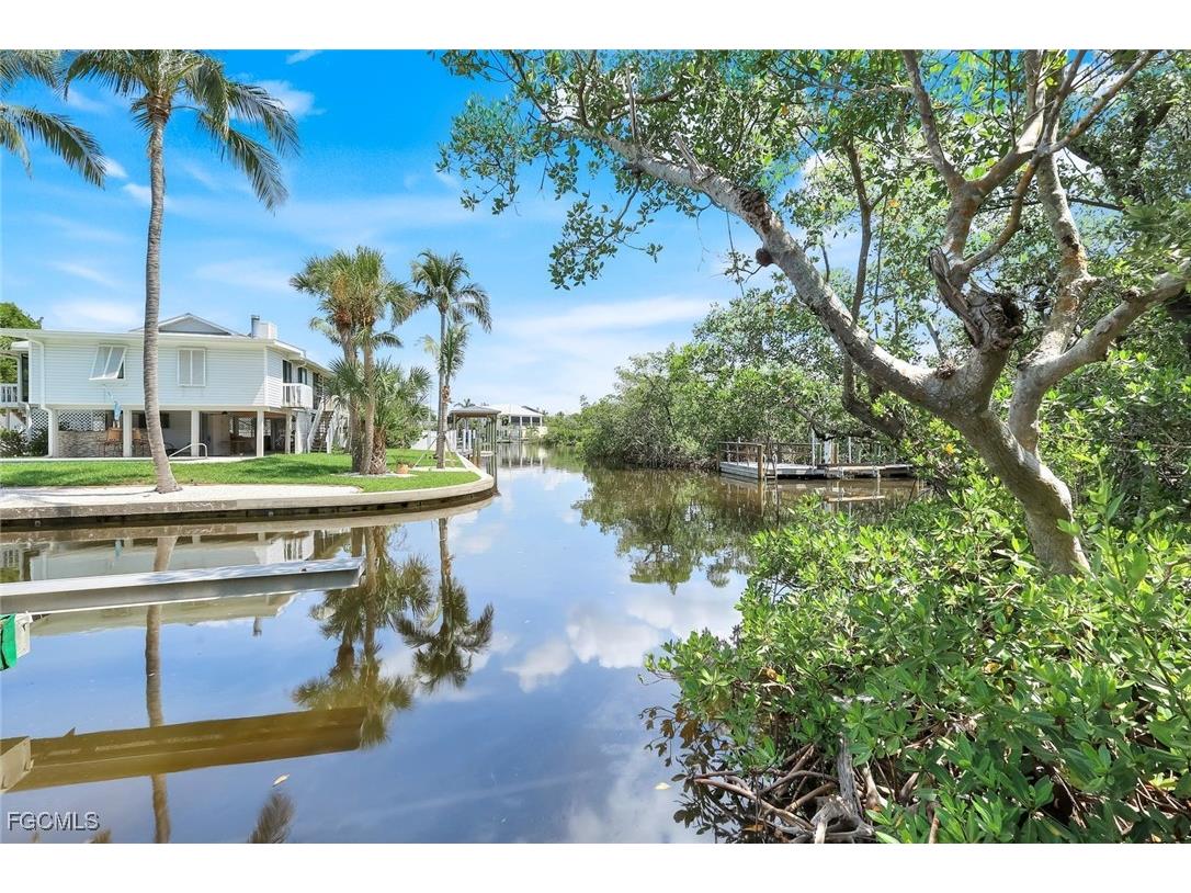 21580 Indian Bayou Drive #582 Fort Myers Beach FL 33931 2025002422 image33