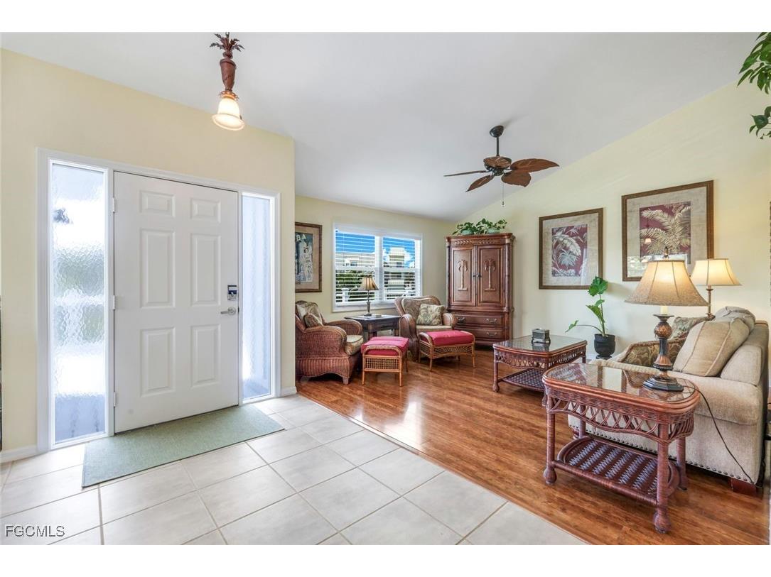 21580 Indian Bayou Drive #582 Fort Myers Beach FL 33931 2025002422 image4