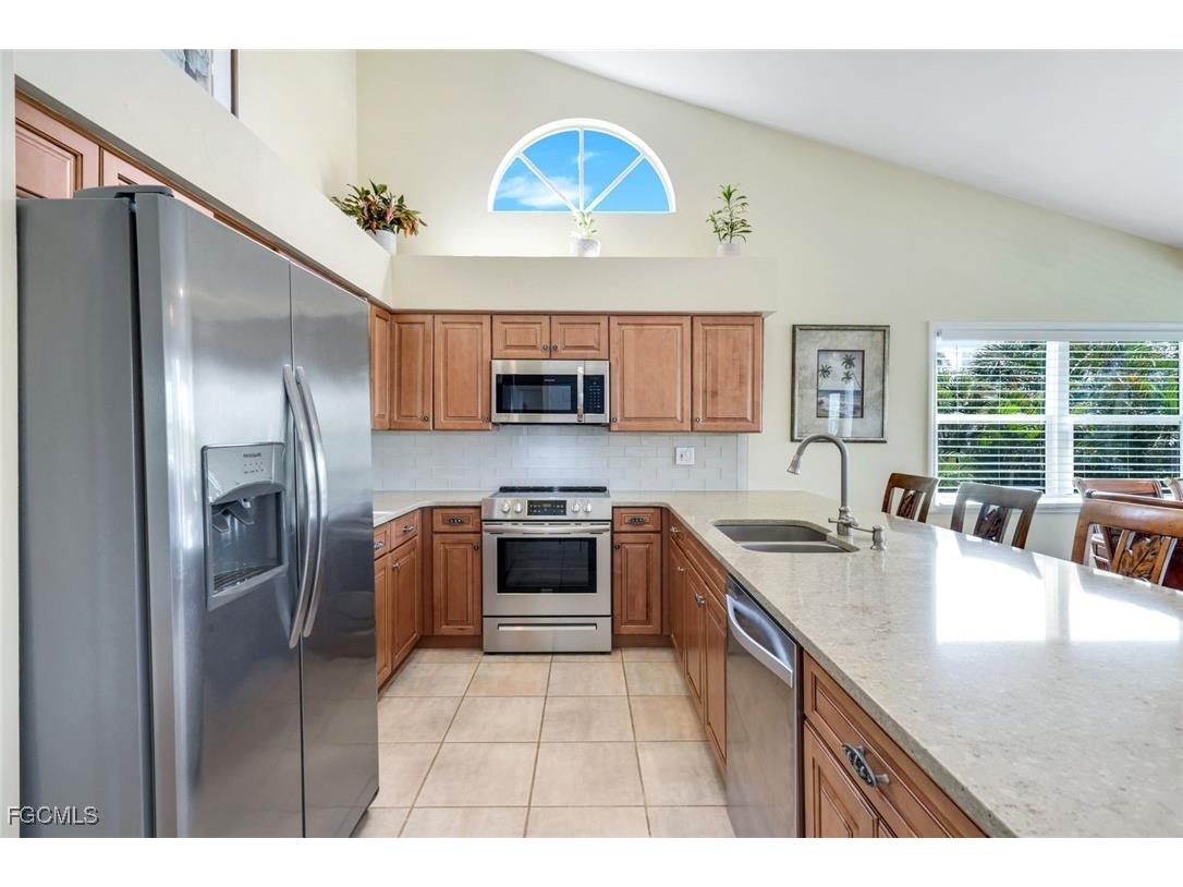 21580 Indian Bayou Drive #582 Fort Myers Beach FL 33931 2025002422 image8