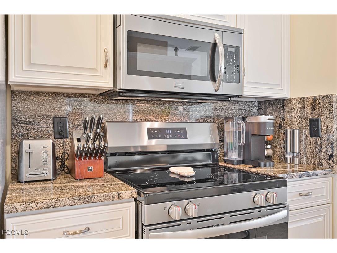 21593 Windham Run Estero FL 33928 2025024078 image15