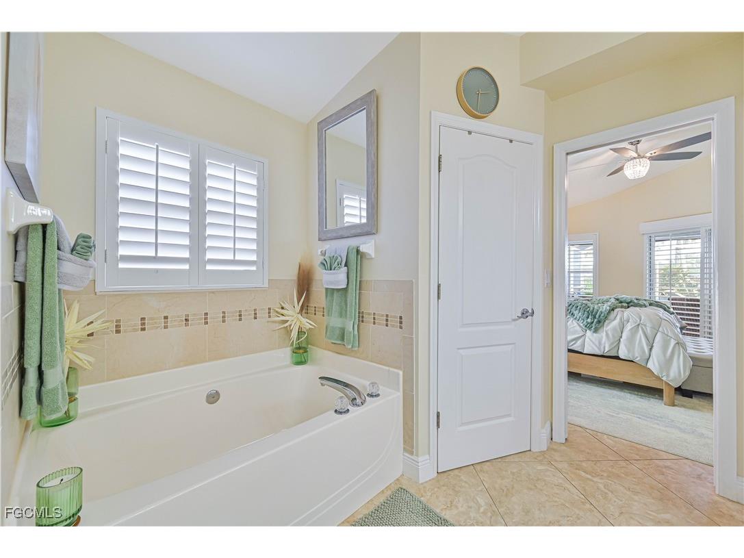 21593 Windham Run Estero FL 33928 2025024078 image30