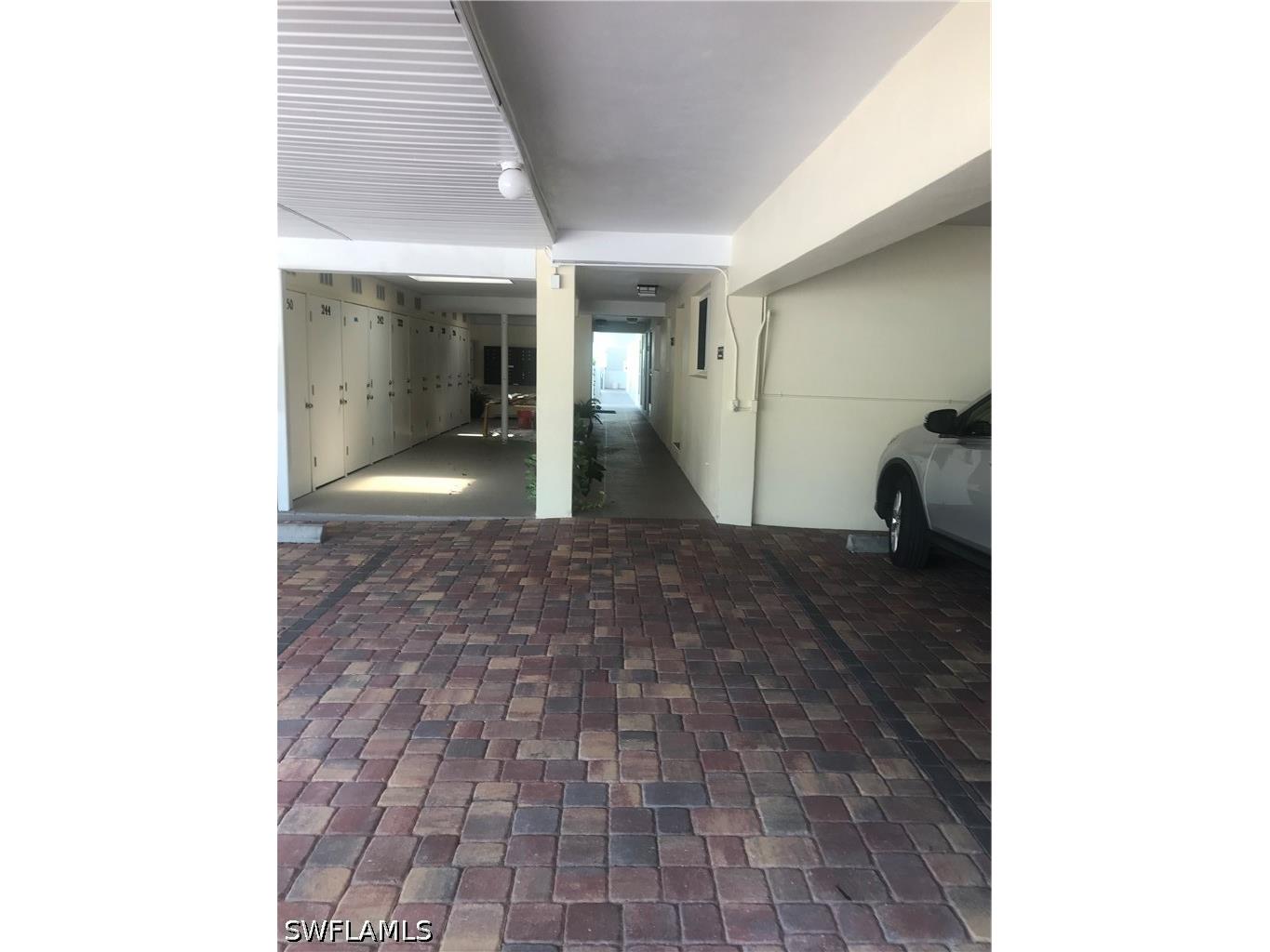 216 Banyan Boulevard #216 Naples FL 34102 226021629 image24