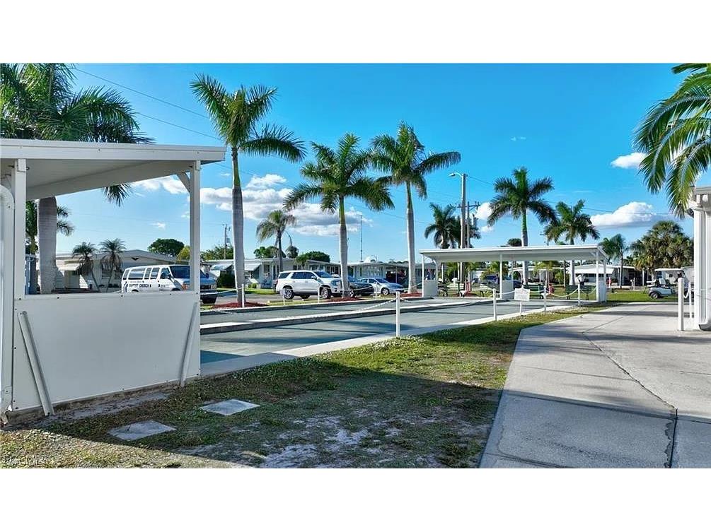 216 Captains Walk North Fort Myers FL 33917 2026008230 image15