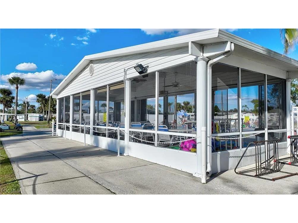 216 Captains Walk North Fort Myers FL 33917 2026008230 image16