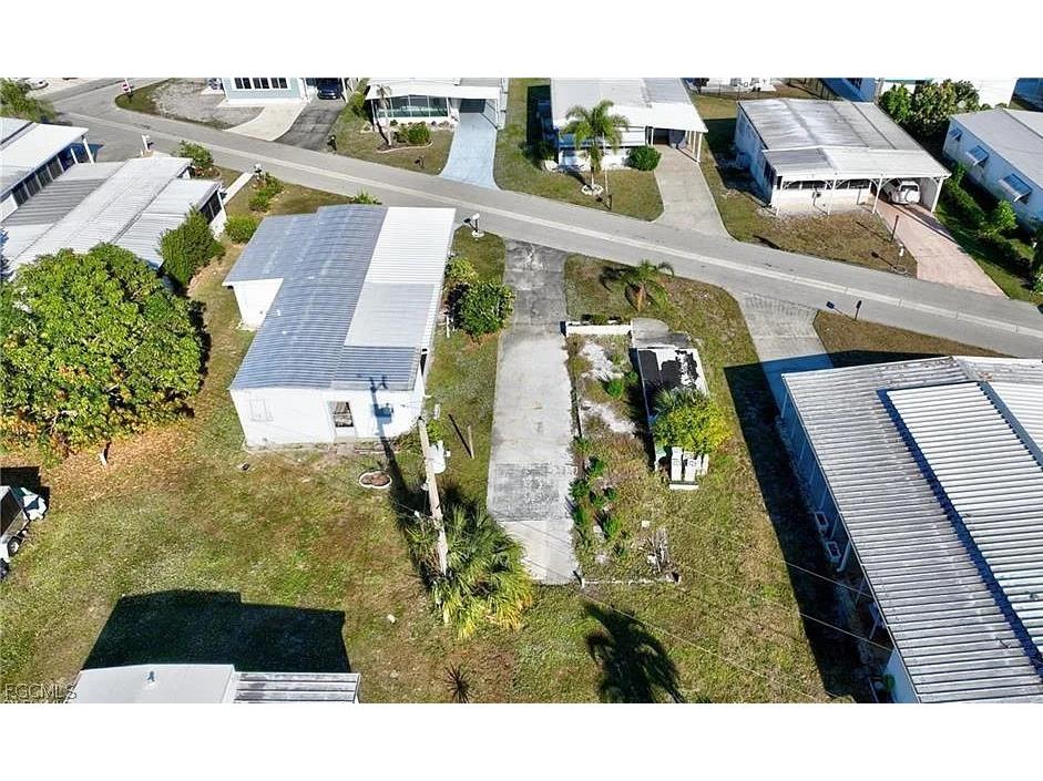 216 Captains Walk North Fort Myers FL 33917 2026008230 image6