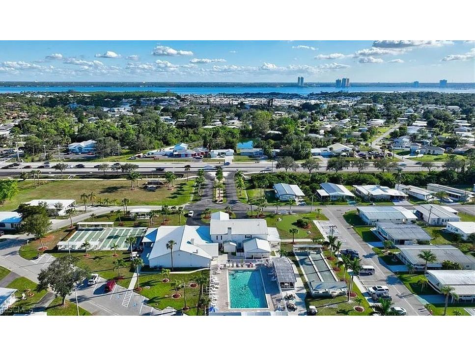 216 Captains Walk North Fort Myers FL 33917 2026008230 image8