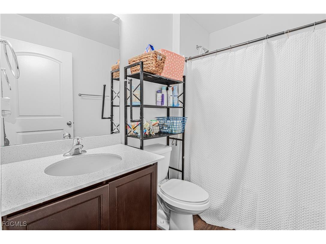 216 Des Cartes Street Fort Myers FL 33913 2025020991 image20