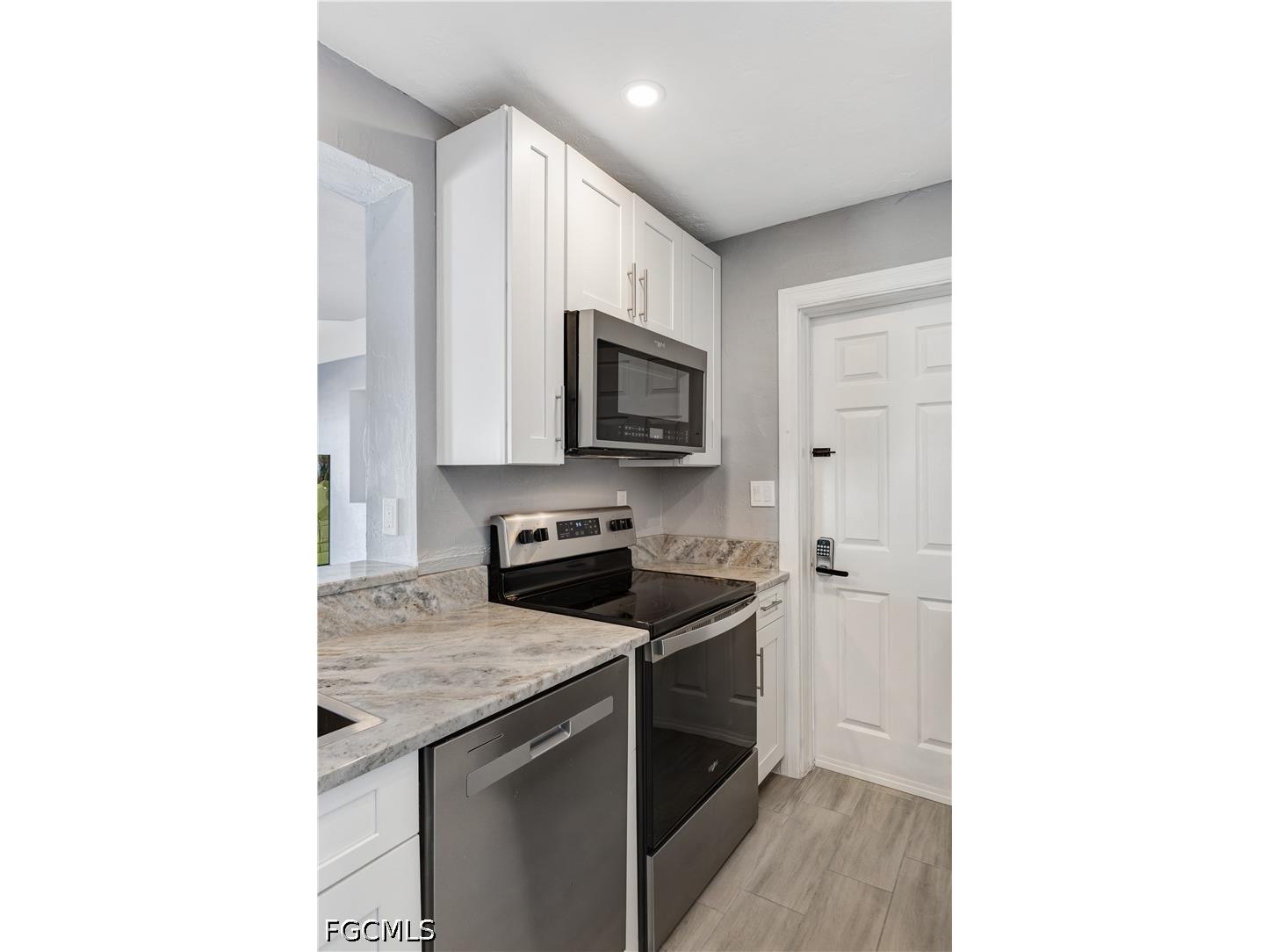 216 Fairweather Lane Fort Myers Beach FL 33931 2026025254 image13