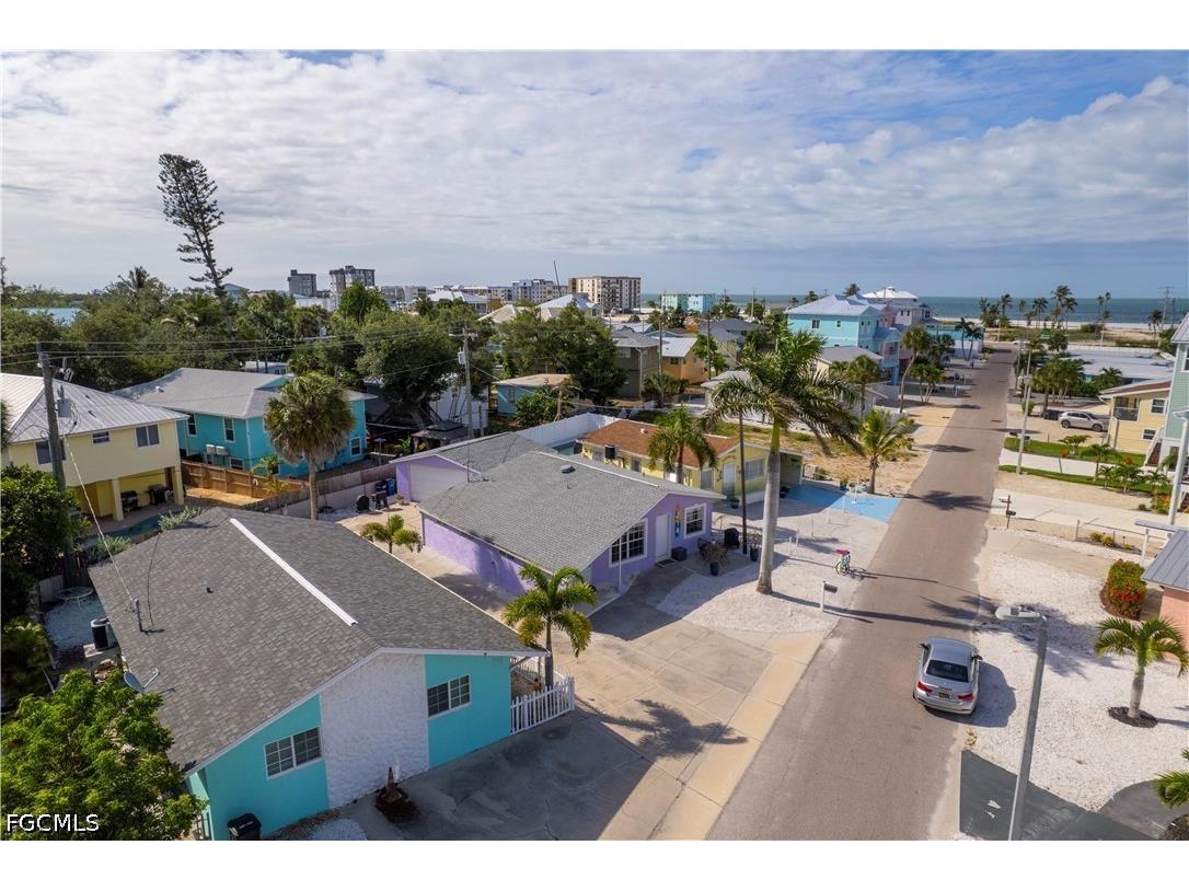 216 Fairweather Lane Fort Myers Beach FL 33931 2026025254 image34