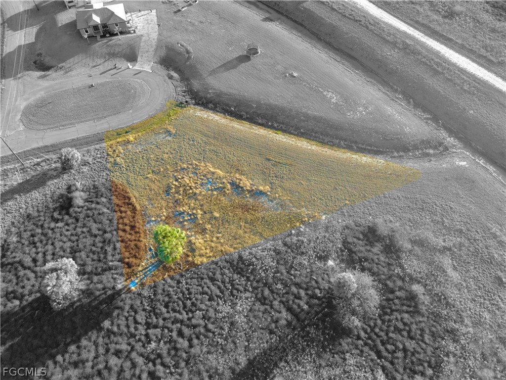 216 Lynbrook Loop Labelle FL 33935 2026007545 image3