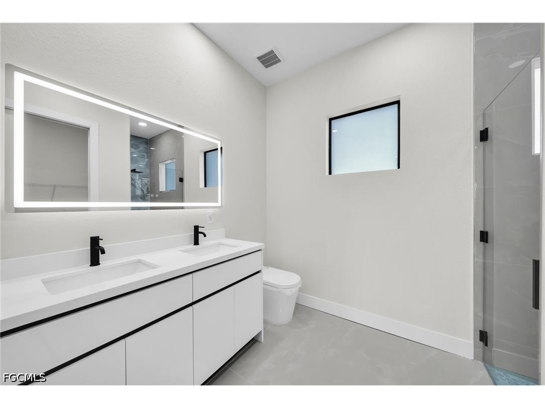 216 NE 25th Terrace Cape Coral FL 33909 2026029853 image18
