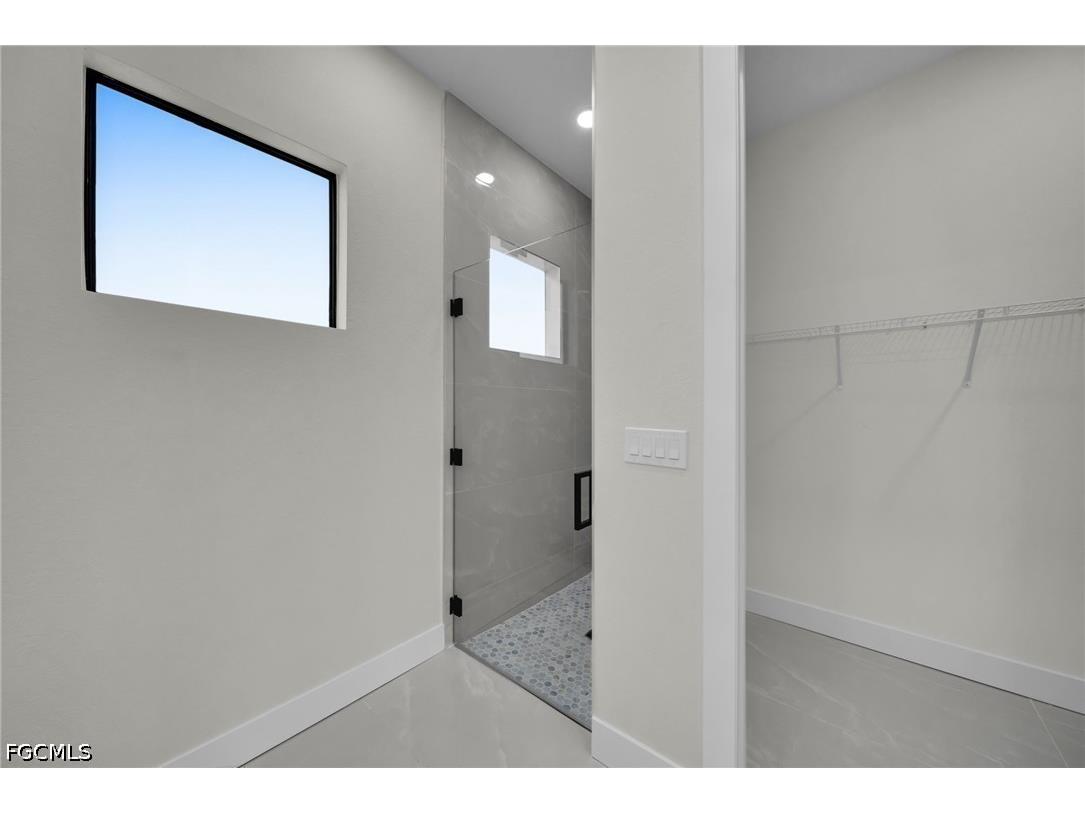 216 NE 25th Terrace Cape Coral FL 33909 2026029853 image20