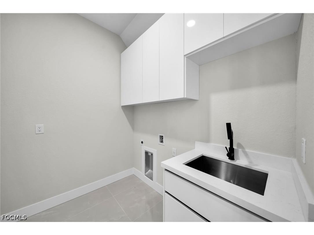 216 NE 25th Terrace Cape Coral FL 33909 2026029853 image32