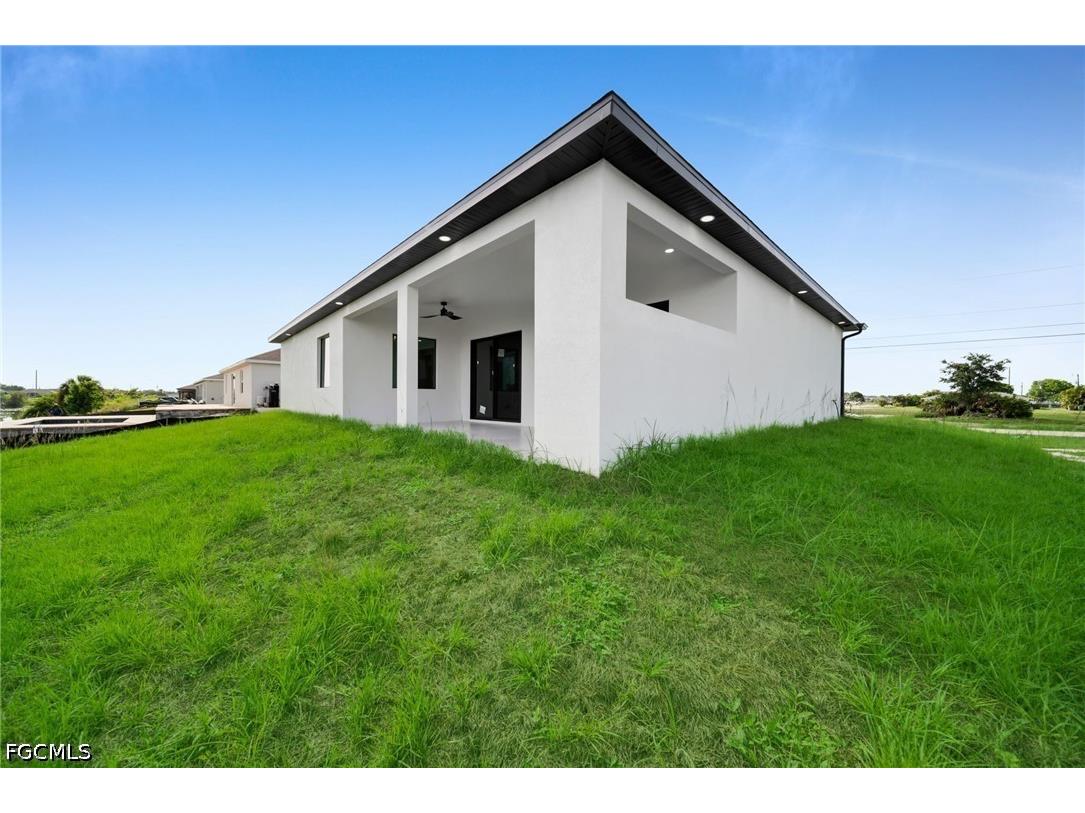 216 NE 25th Terrace Cape Coral FL 33909 2026029853 image39
