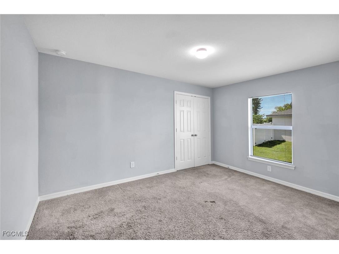 216 NW 9th Terrace Cape Coral FL 33993 2025013326 image17