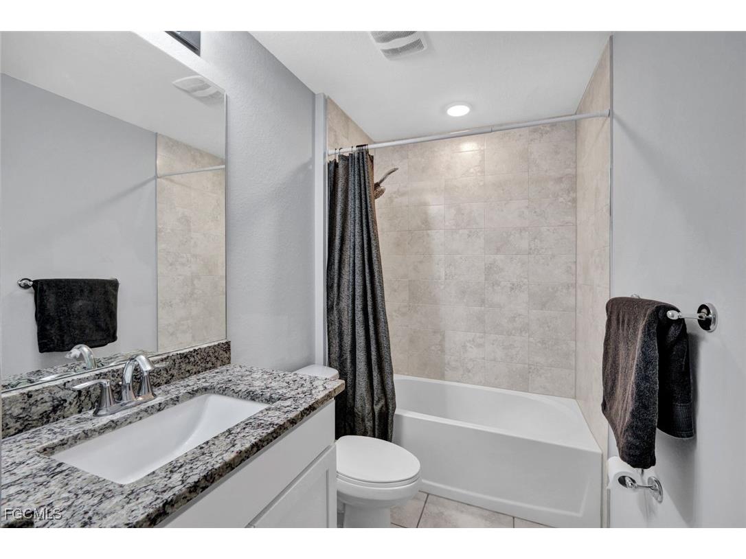 216 NW 9th Terrace Cape Coral FL 33993 2025013326 image18
