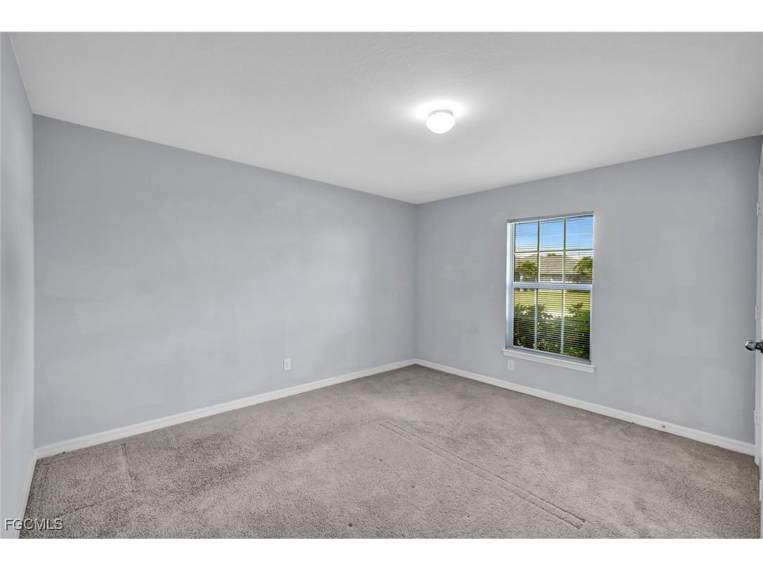 216 NW 9th Terrace Cape Coral FL 33993 2025013326 image19