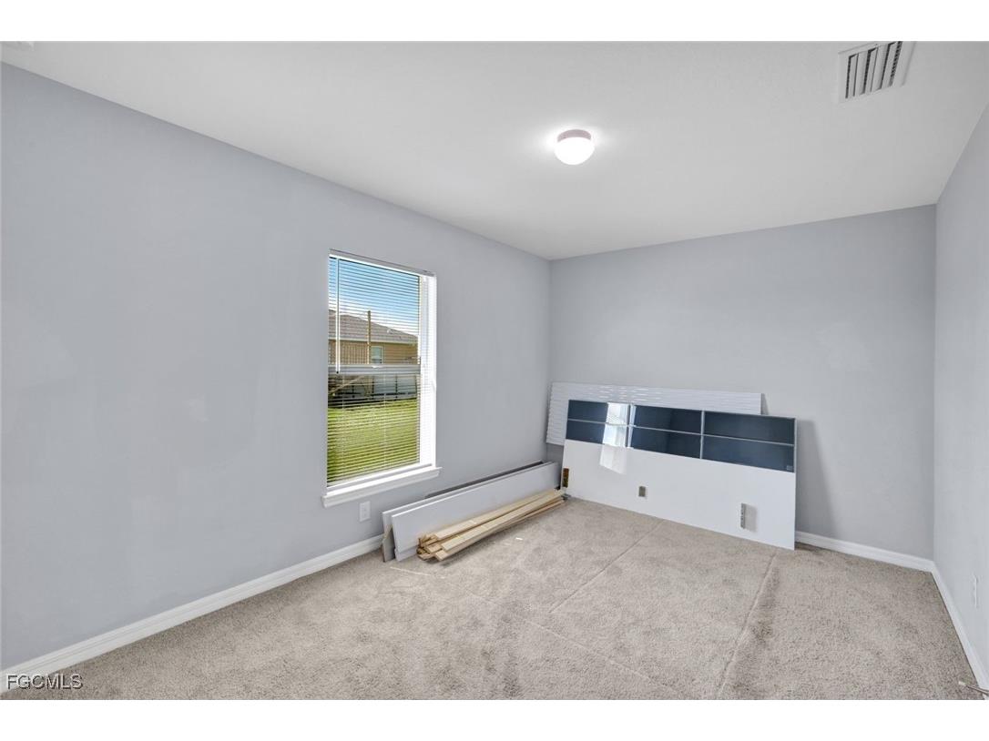 216 NW 9th Terrace Cape Coral FL 33993 2025013326 image20