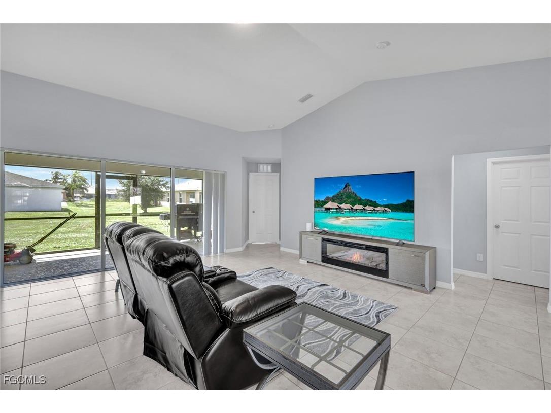 216 NW 9th Terrace Cape Coral FL 33993 2025013326 image9