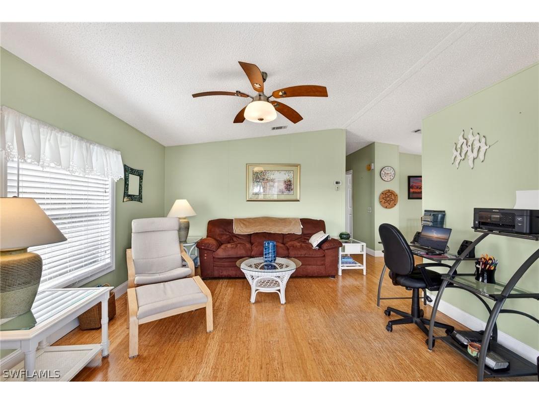 216 Oceans Boulevard #216 Naples FL 34104 226007443 image1