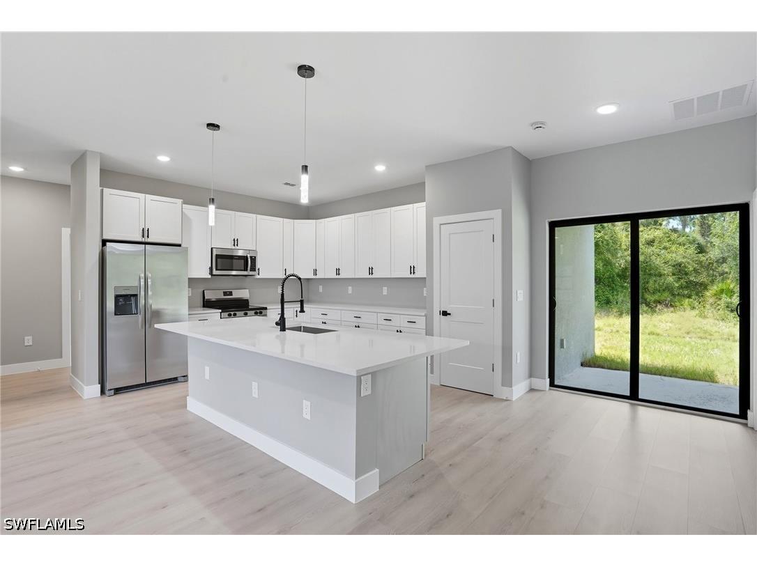 216 Ogden Avenue S Lehigh Acres FL 33974 226016201 image1