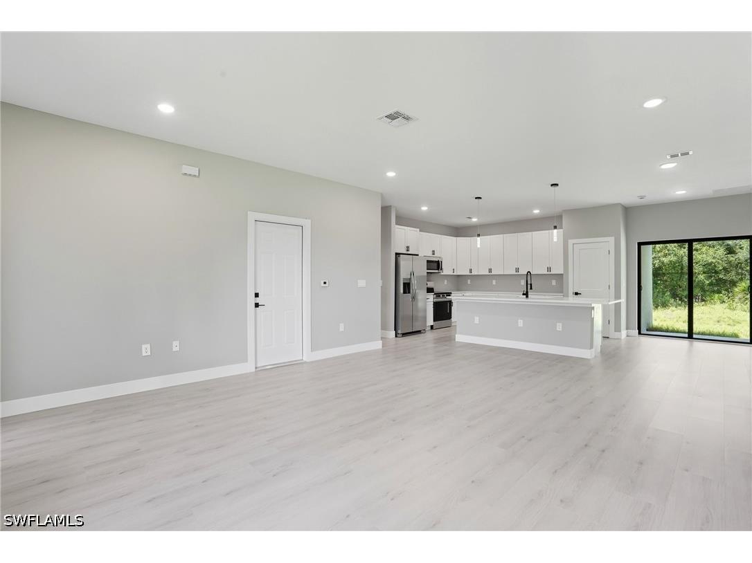 216 Ogden Avenue S Lehigh Acres FL 33974 226016201 image7