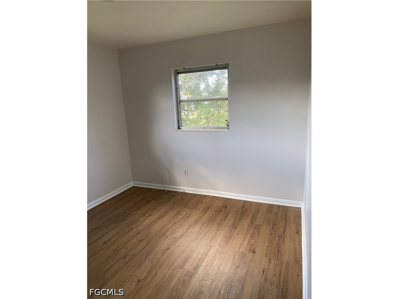 216 Oregon Way Lehigh Acres FL 33936 2026022858 image8