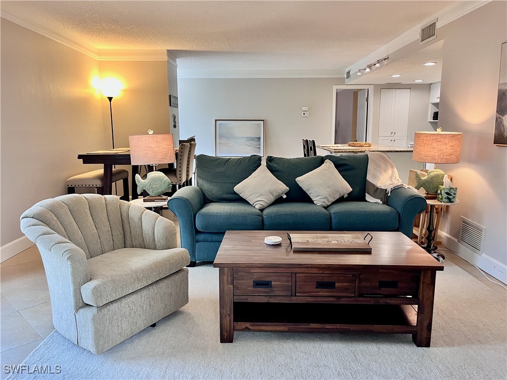 216 Palm Drive #5 Naples FL 34112 225073236 image4