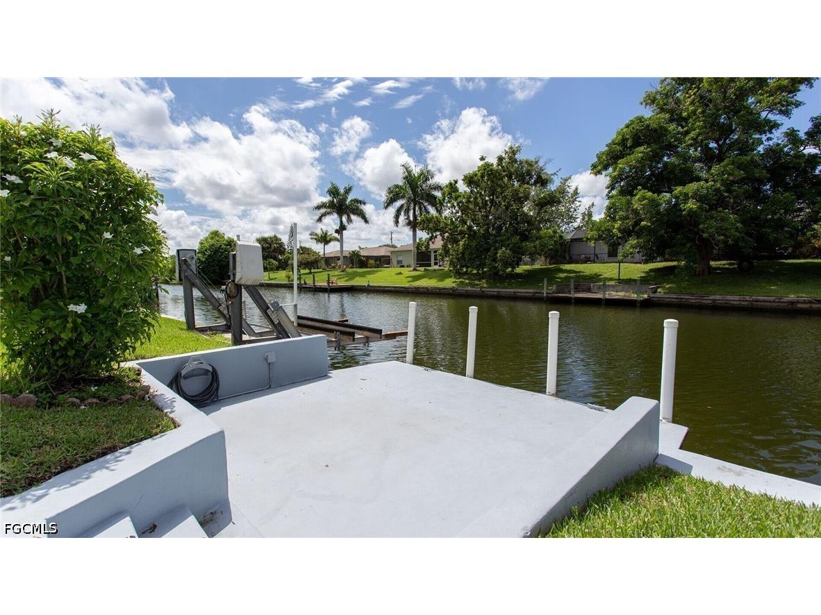 216 SE 30th Terrace Cape Coral FL 33904 2026016547 image4