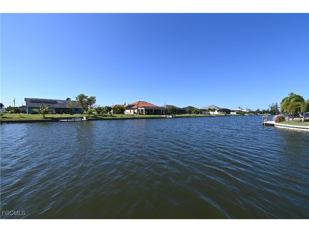 216 SW 20th Street Cape Coral FL 33991 2025015734 image10