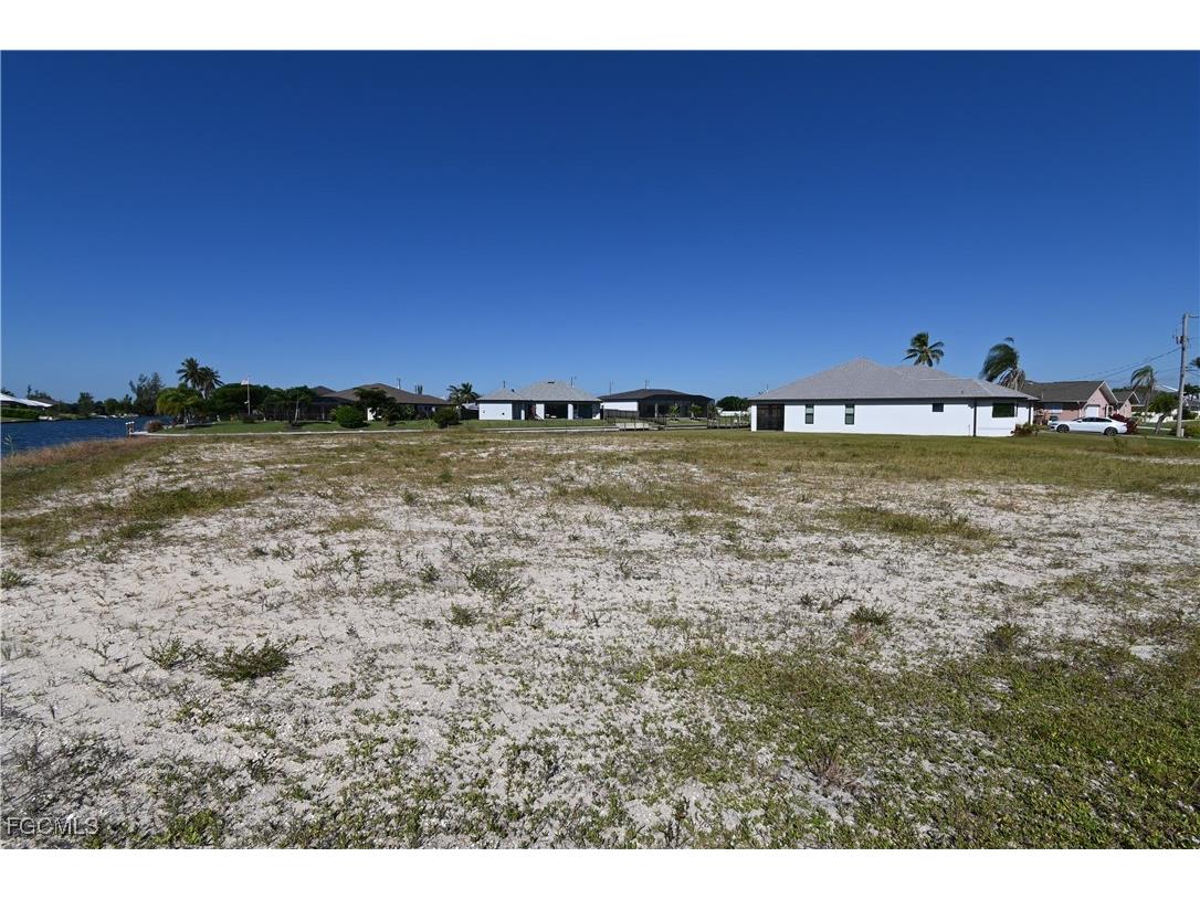 216 SW 20th Street Cape Coral FL 33991 2025015734 image13