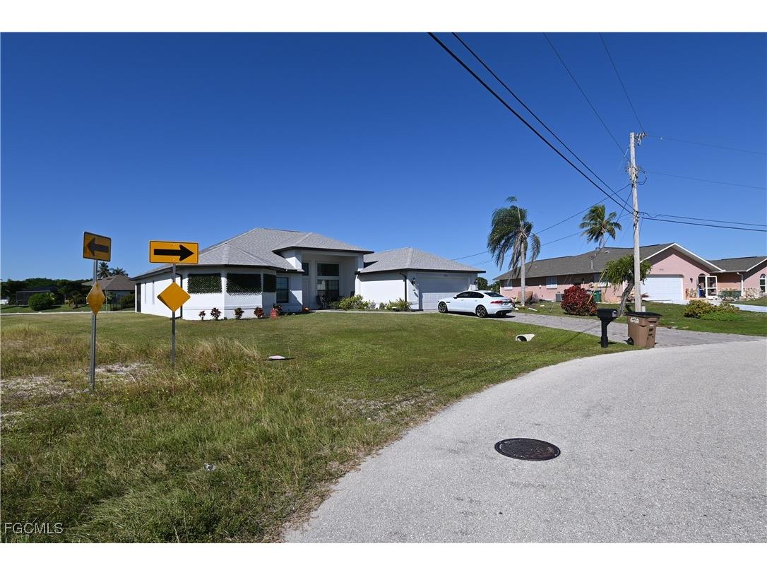216 SW 20th Street Cape Coral FL 33991 2025015734 image4