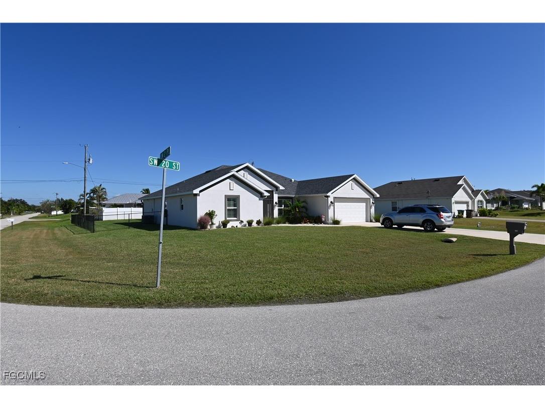 216 SW 20th Street Cape Coral FL 33991 2025015734 image5