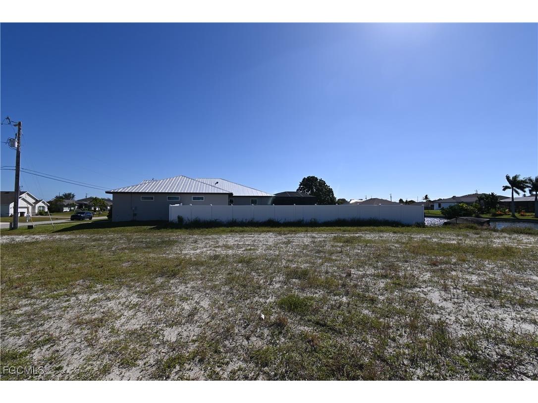 216 SW 20th Street Cape Coral FL 33991 2025015734 image6