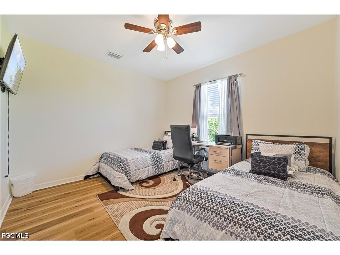 216 SW 29th Street Cape Coral FL 33914 2026015580 image20